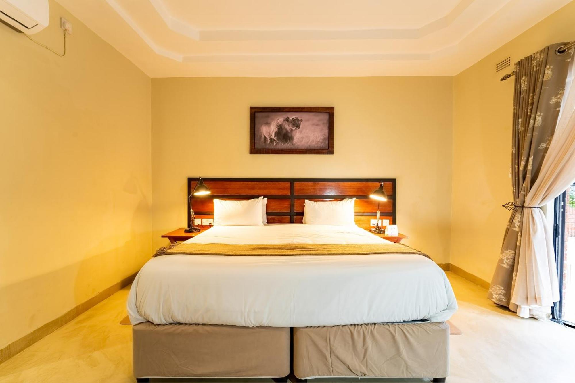 The Shrub Lodge *
